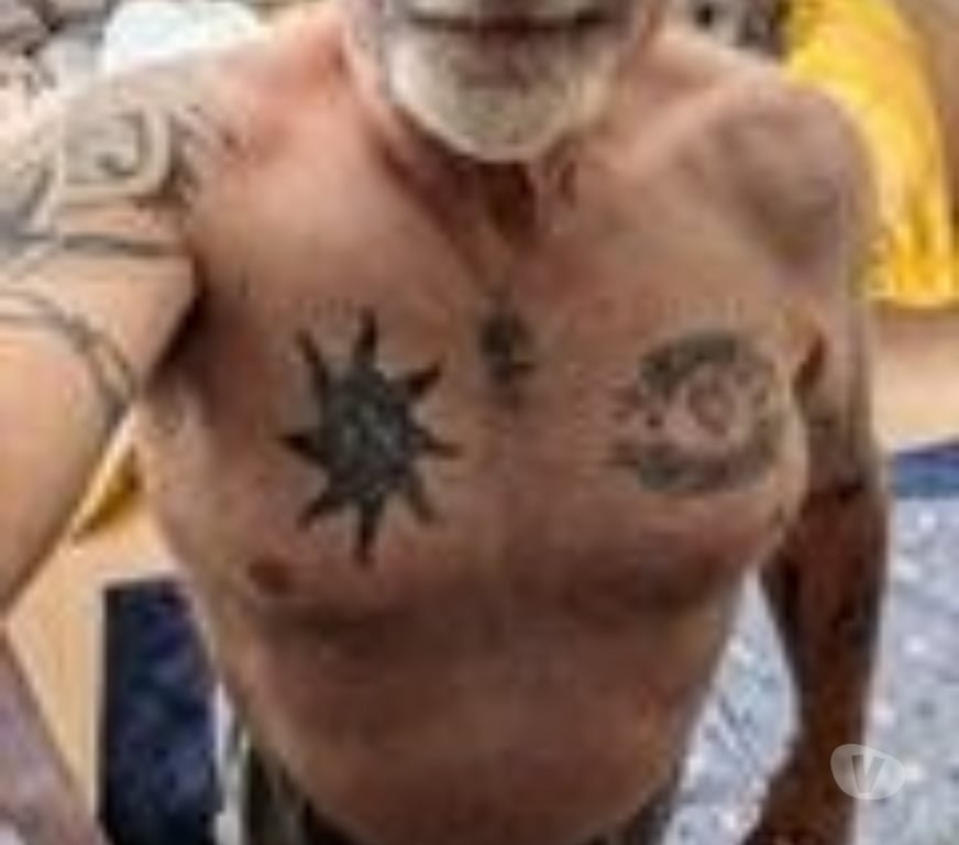 Local Swingers North Yorkshire Filey - North Yorkshire - Photos for Mature STRAIGHT guy seeks Lesbian couples & Mature Ladies