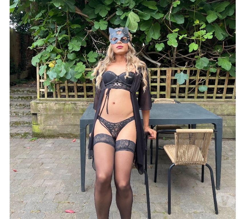 Trans Escorts Hull Hull City Centre - Hull - Photos for Bruna Brazilian 🇧🇷 TOP AND BOTTOM 🔥