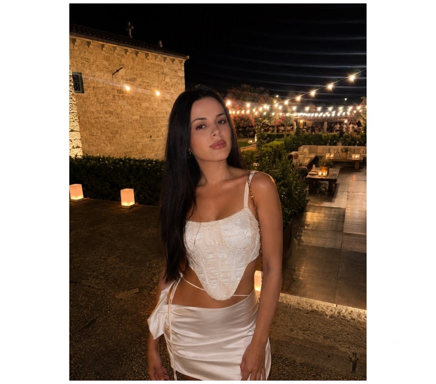 Escorts Kent Dartford - Photos for Sweet Emilly 👅 party 🥂 curvy body