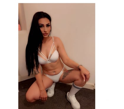 Escorts Mansfield Town Centre Mansfield - Photos for NAUGHTY 🔥Miriam REAL PICS💦…best Party girl 🥂