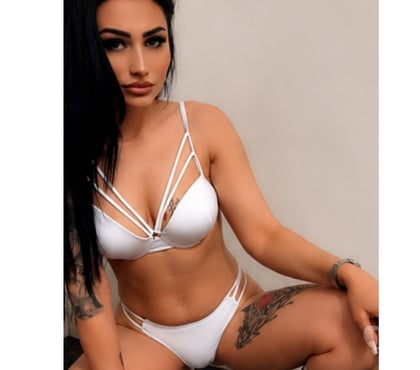 Escorts Mansfield Town Centre Mansfield - Photos for NAUGHTY 🔥Miriam REAL PICS💦…best Party girl 🥂