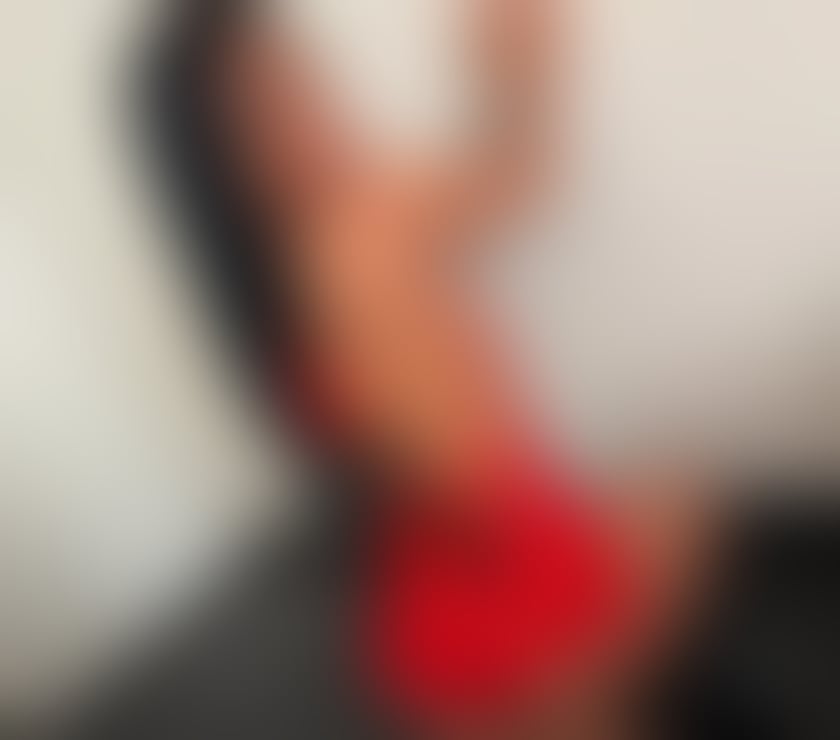 Escorts and Massages London Gatwick Airport Crawley - Photos for 🥳 PARTY GIRL | HOT • FUN • FRIENDLY 🥳 OUTCALL