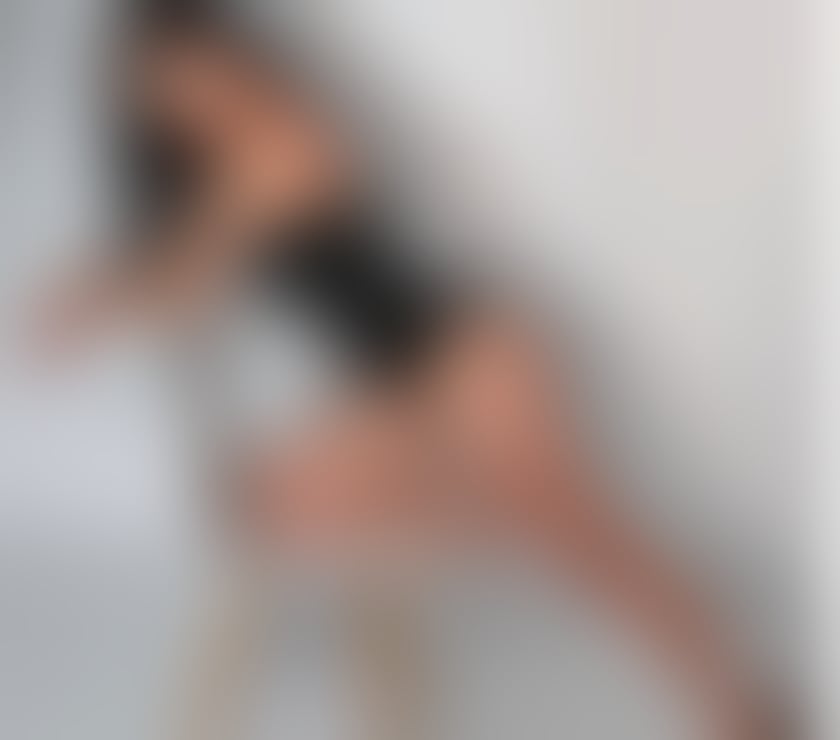 Escorts West London Hillingdon - Photos for ADRIANA ✨ ESCORT ✨ Call -Girl MEETS ✨
