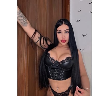 Escorts and Massages Wembley Park North West London - Photos for Flora Slim BRUNETTE, Sexy and CHARMING 💋🔥