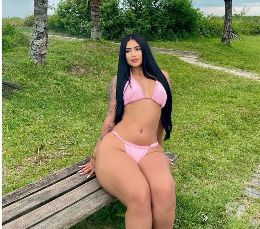Escorts East London Aldgate East - East London - Photos for GISLANE PERFECT BODY, CALM AND SEXY 😈✨