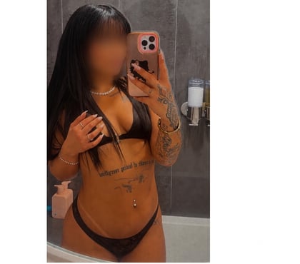 Escorts Mayfair Central London - Photos for 🇬🇧🇵🇰Pakistani British W2