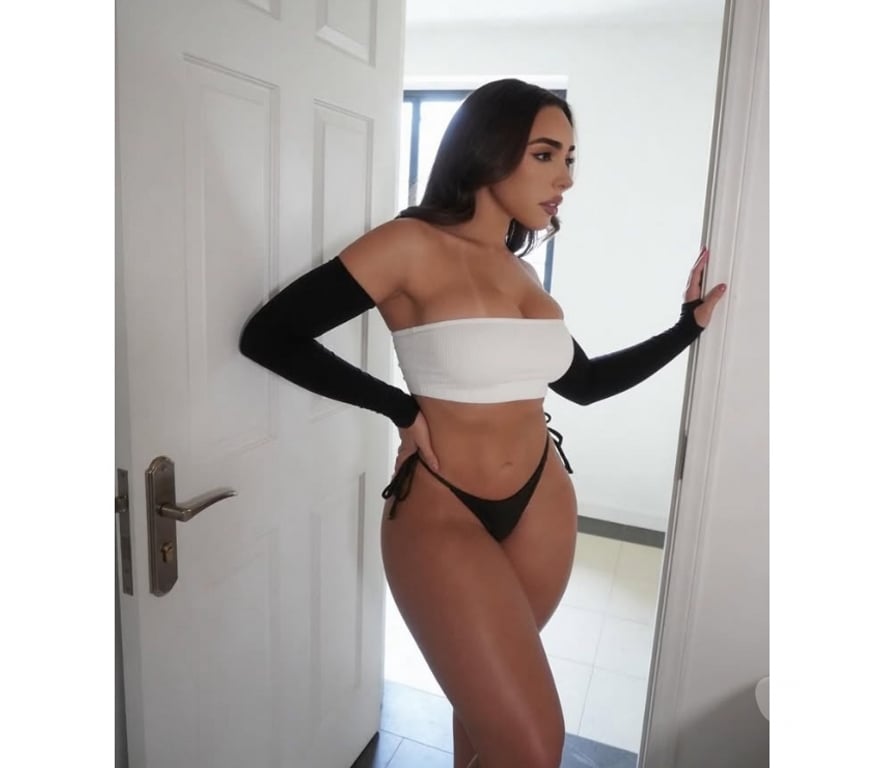 Escorts Merseyside Liverpool - Photos for MIA HOT 🔥 GFE💥 PARTY💥 NAUGHTY💥