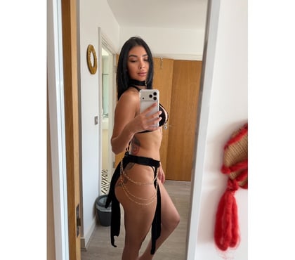 Escorts Walthamstow East London - Photos for 🇬🇧Amiri💋 too🎩shelf😻 party🥂girl✨