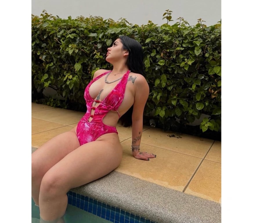 Escorts Hertfordshire Watford - Photos for CHARMING AND SEXY, IMPOSSIBLE TO RESIST 💋
