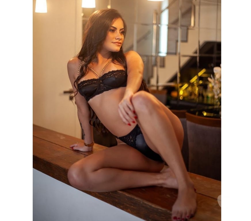 Escorts Nottinghamshire Nottingham - Photos for Polly brunette New in the town