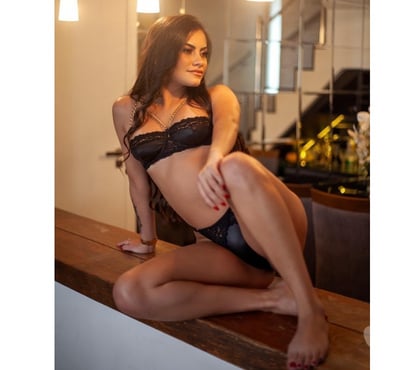 Escorts Blenheim Industrial Estate Nottingham - Photos for Polly brunette New in the town