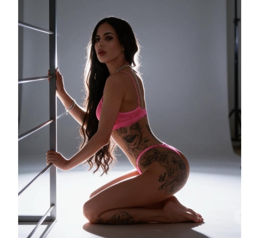 Escorts East London Havering - Photos for 🔥 **Nicole HOT • PARTY LADY🔥 OUTCALL