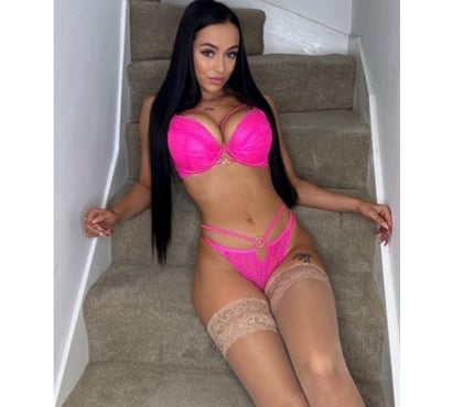 Escorts and Massages Edinburgh Old Town Edinburgh - Photos for Cleo👅 new in town party-girl🍓