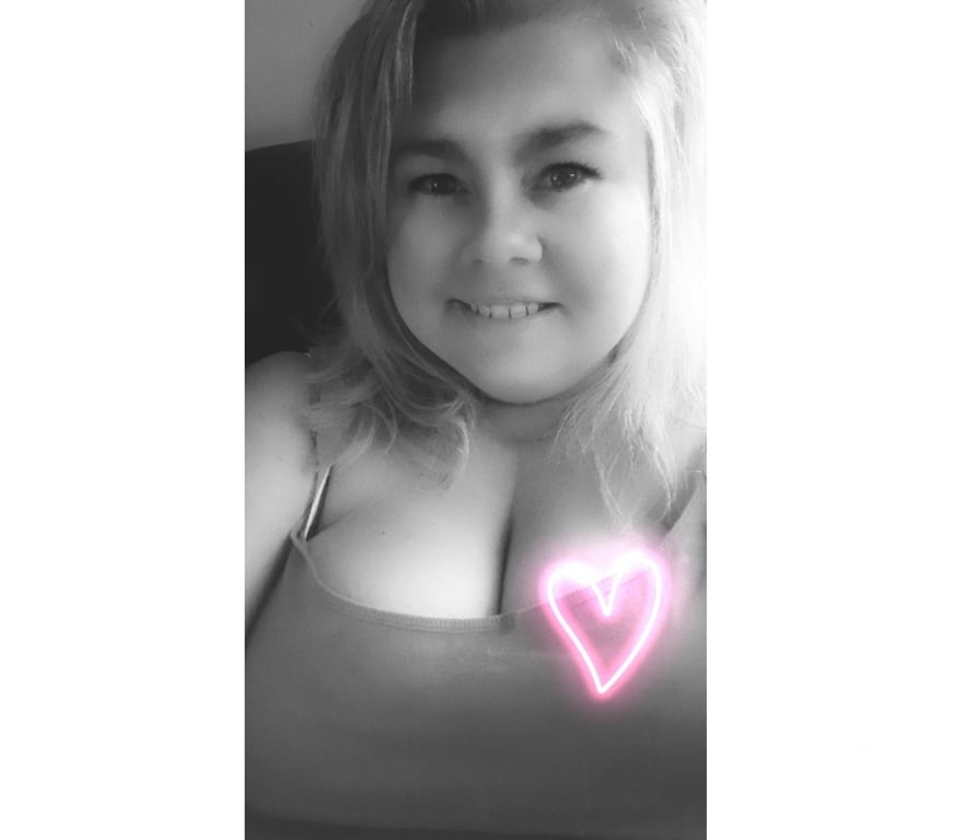 Escorts West Midlands Sandwell - Photos for Suzi_Bush Blonde Busty BBW