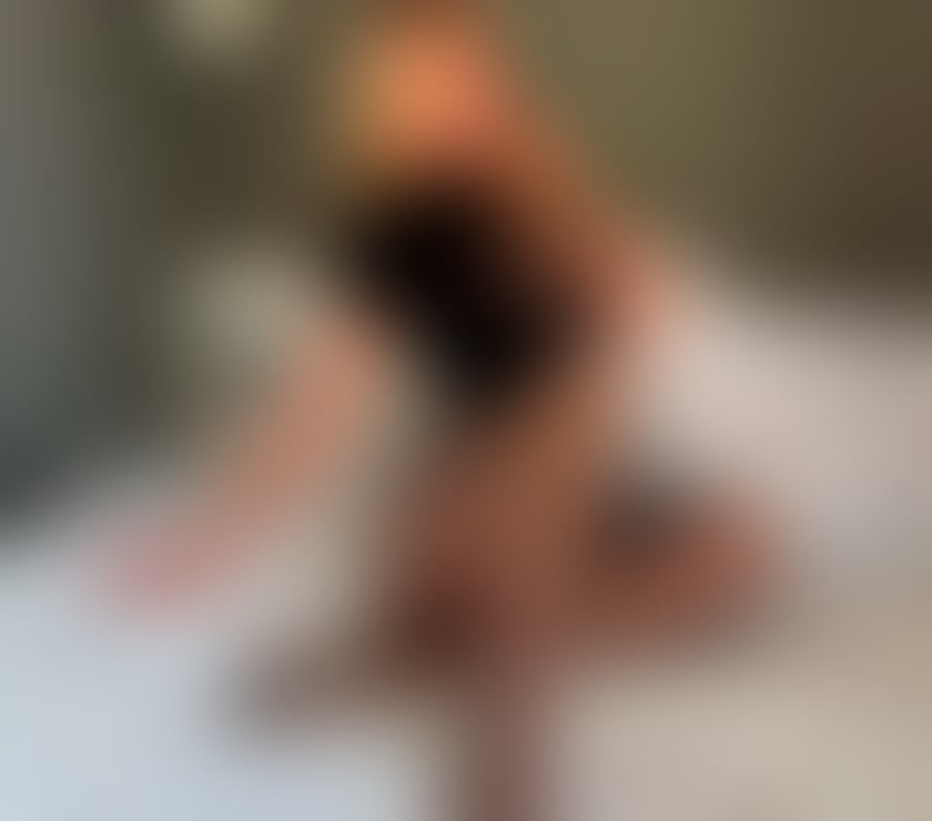 Escorts South East London Croydon - Photos for 🇪🇸 MIA SLIM NAUGHTY BLONDE SUPERSTAR 🥳