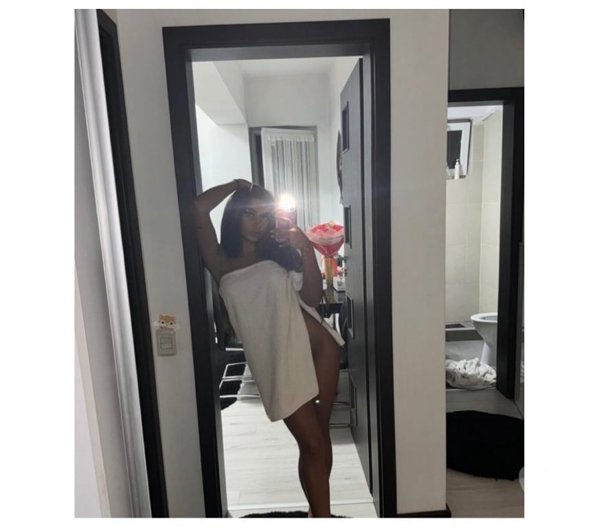 Escorts Merseyside Wirral - Photos for Call me I’m here for you fun ☺️❤️💋