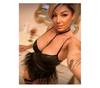  Escorts & Erotic Massage Chertsey Runnymede - Photos for GENUINE MILF-BLONDE✨NEW IN YOU’RE TOWN✨