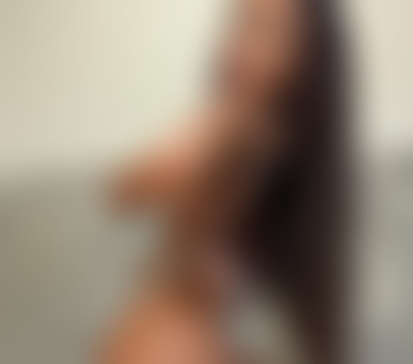 Escorts and Massages Aberdeen City Centre Aberdeen - Photos for Ellie XXX NEW IN TOWN