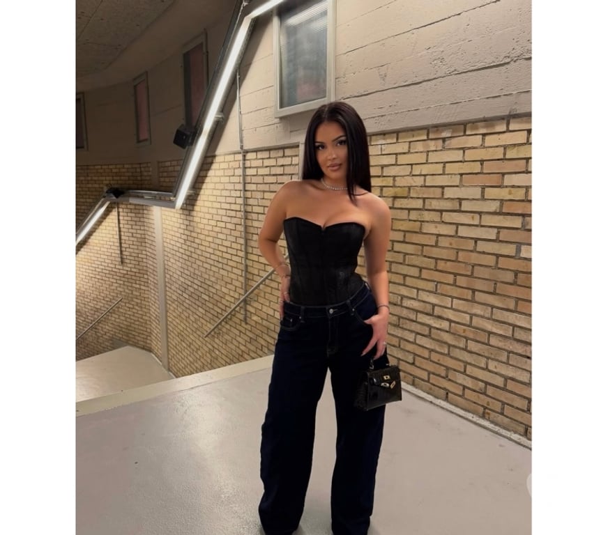 Escorts West Midlands Birmingham - Photos for Amina🇹🇳youngLady🩷best behaviour party🩷🇹🇳