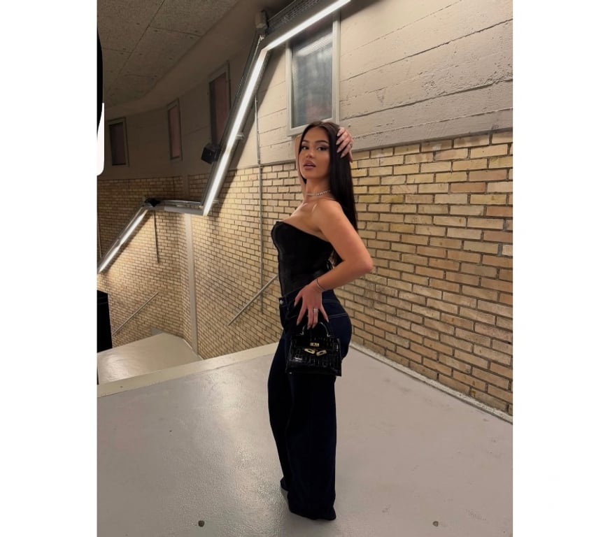 Escorts West Midlands Birmingham - Photos for Amina🇹🇳youngLady🩷best behaviour party🩷🇹🇳
