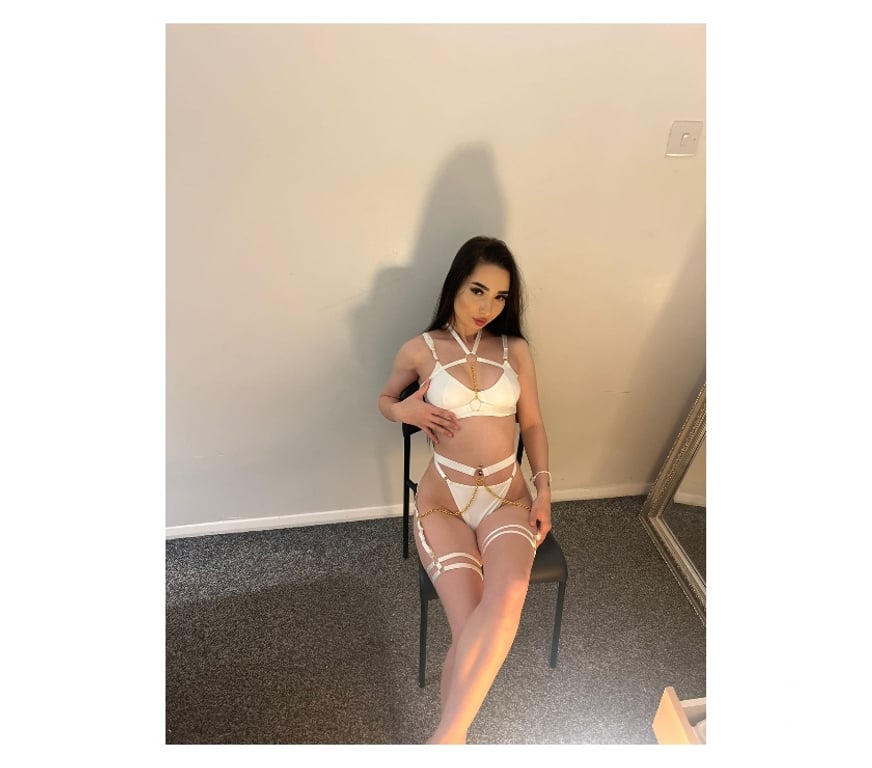 Escorts Hampshire Rushmoor - Photos for Stunning Adda‼️Brunette ✅🔝✅
