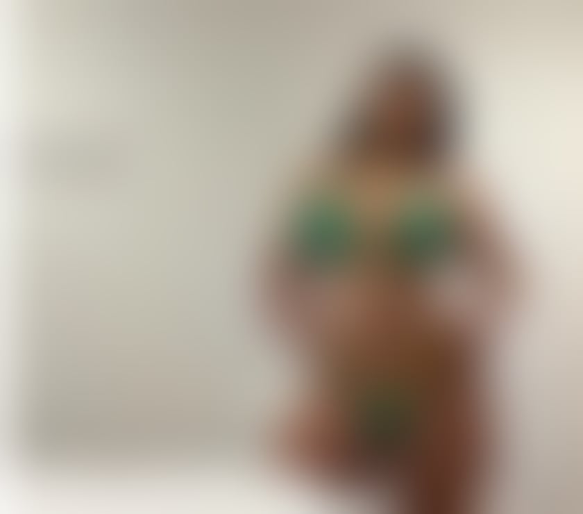 Escorts Bedfordshire Luton - Photos for HOT BUSTY 19 YEARS OLD 😈😈