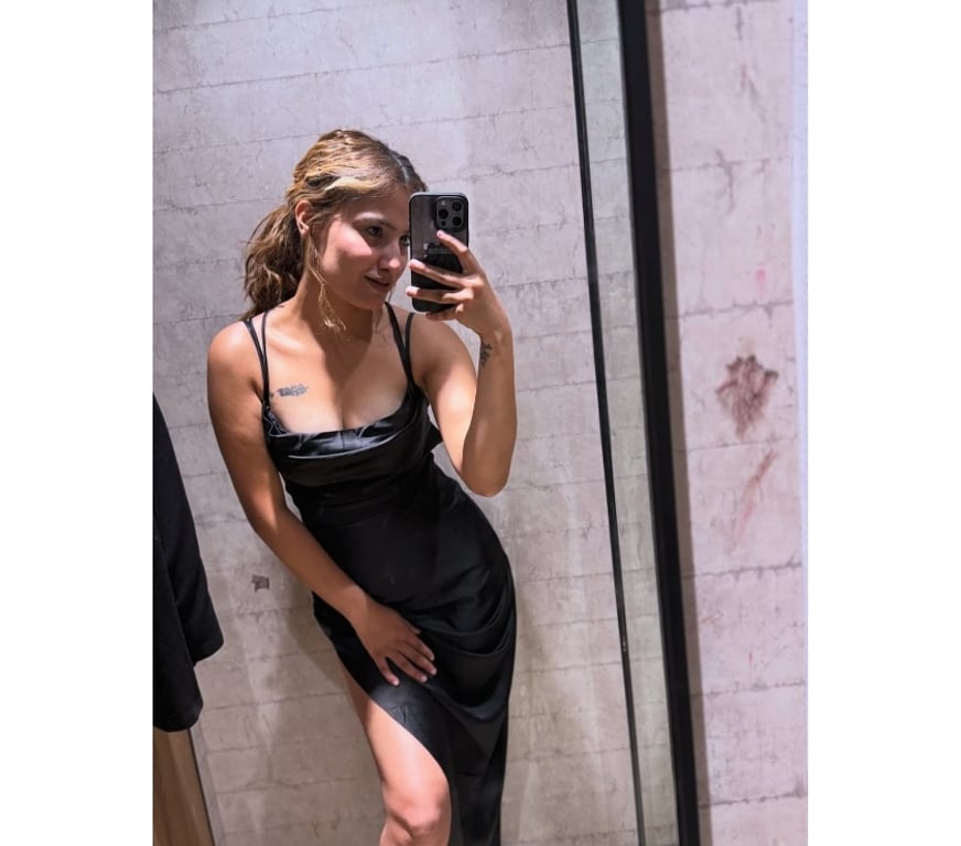 Escorts Derbyshire Derby - Photos for I am pakistani hot girl available
