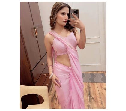  Escorts Derby City Centre Derby - Photos for I am pakistani hot girl available