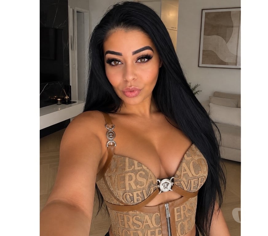 Escorts North West London Alperton - North West London - Photos for COME TASTE ME🍫💦🍯📲