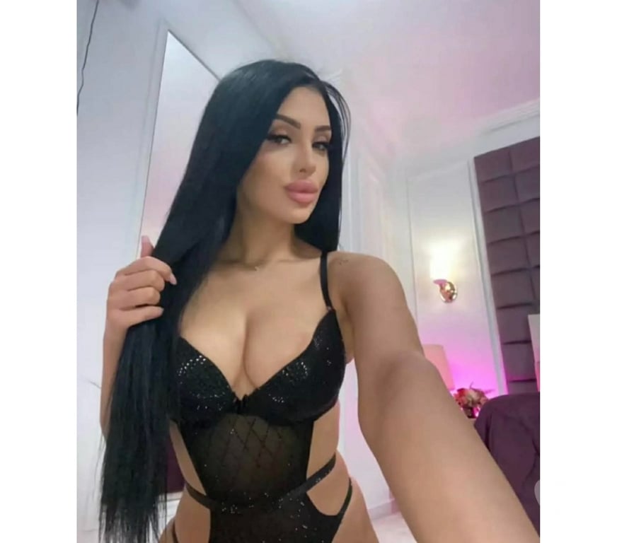 Escorts Glasgow Glasgow City Centre - Glasgow - Photos for Miryam new girls party hot 😘