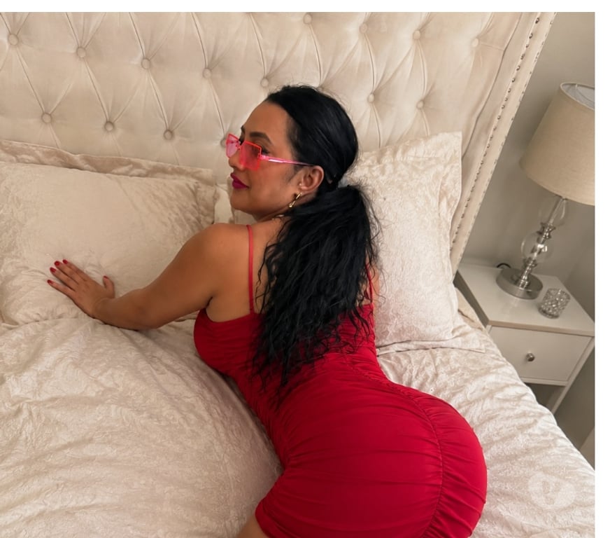 Escorts East London Havering - Photos for 💯maya new owo include best in town💯