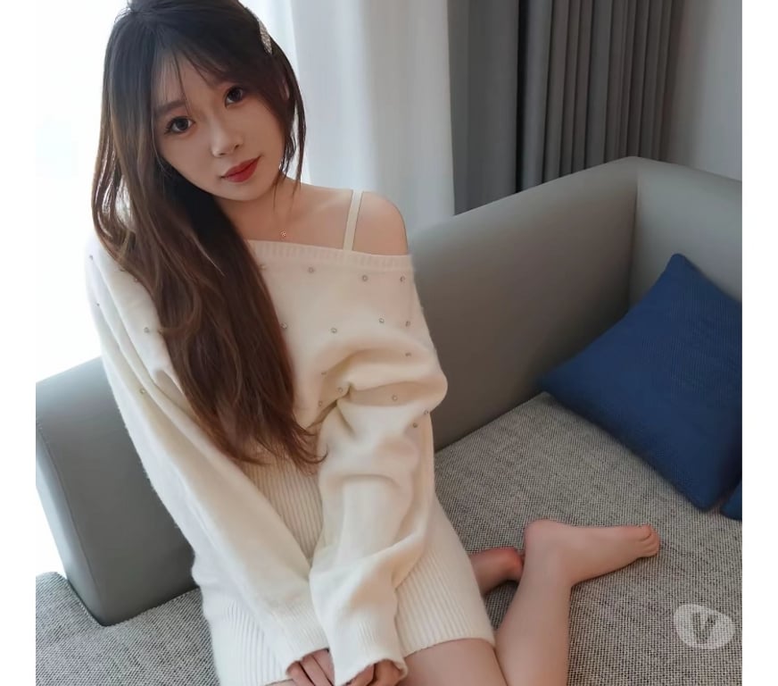 Escorts South East London Selhurst - South East London - Photos for 🌸Warm Presence & Stylish Ease🌸