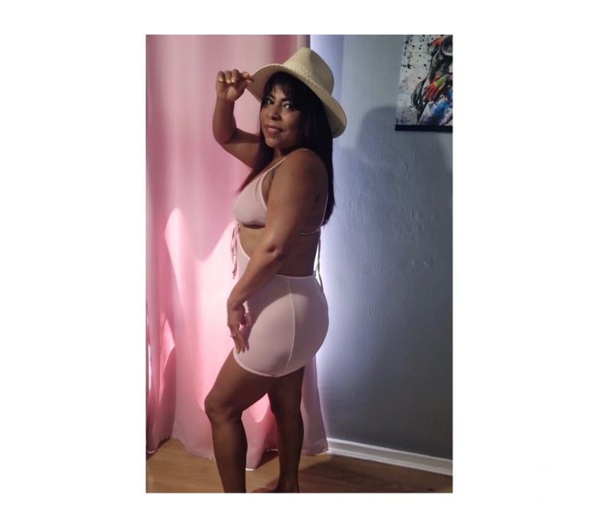 Escorts Slough Cippenham - Slough - Photos for I’M LILIANA❤️NICE AND SMILING WOMAN💋💋💋