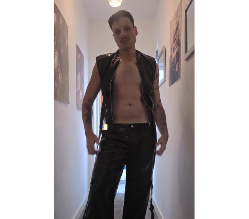  Gay massage South East London Peckham - South East London - Photos for 🇧🇷🇮🇹Hot Big Man 🔥Fun XL