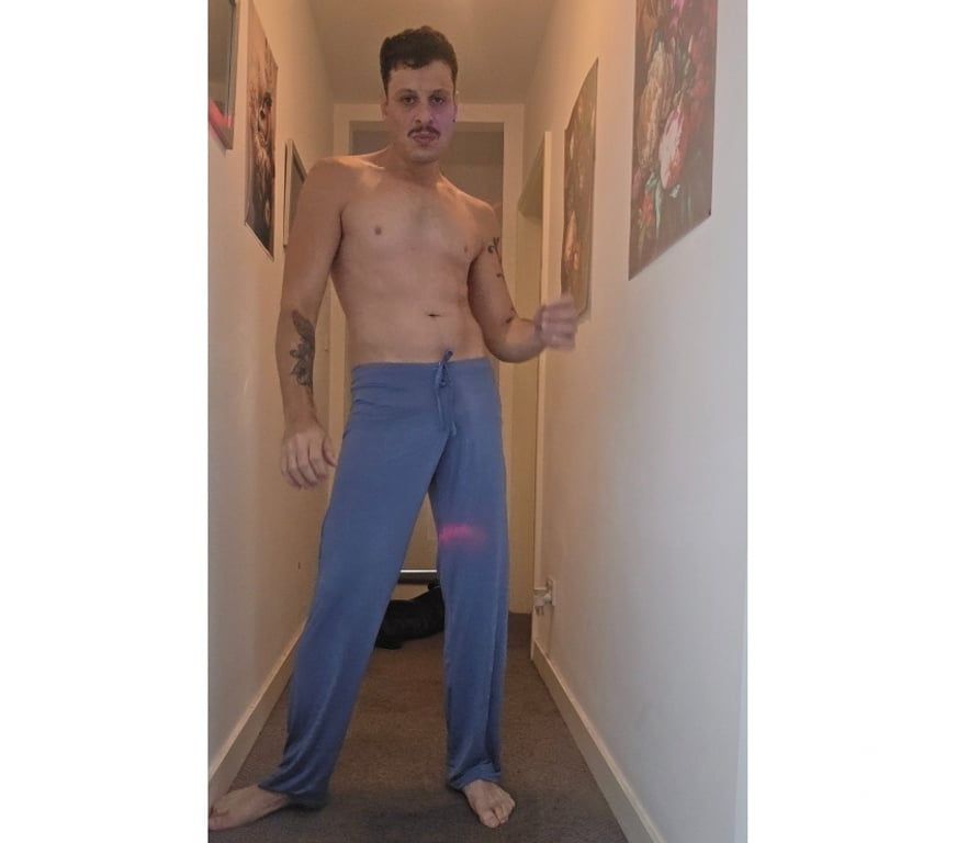  Gay massage South East London Peckham - South East London - Photos for 🇧🇷🇮🇹Hot Big Man 🔥Fun XL