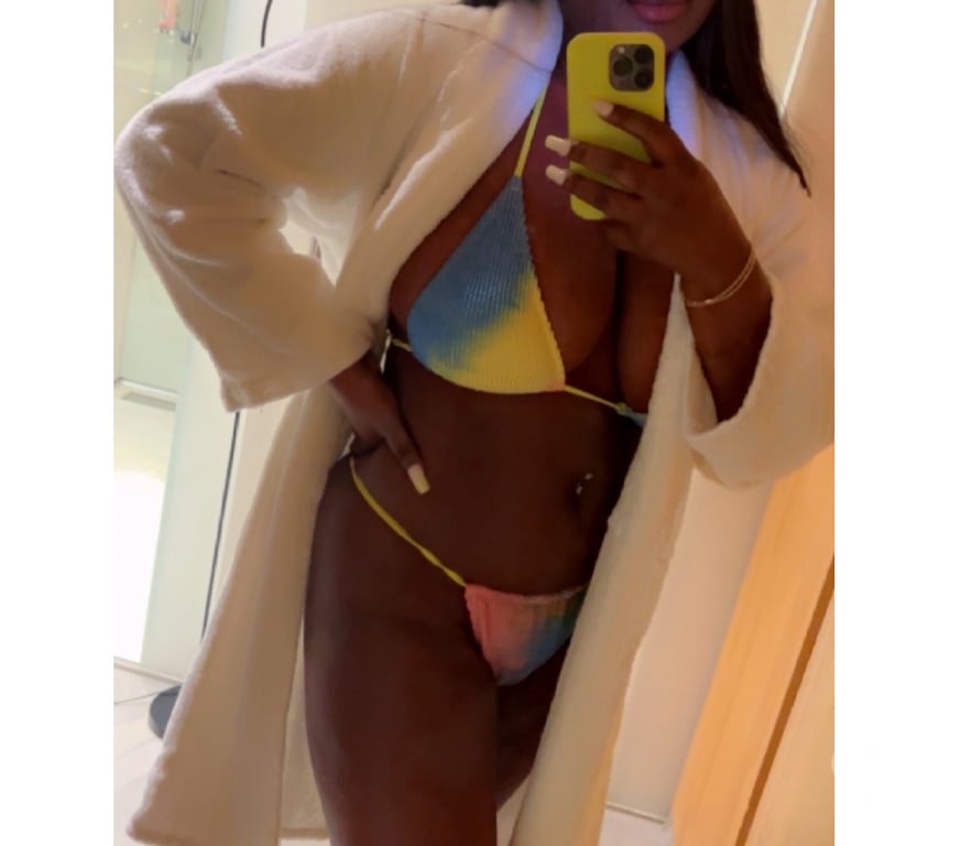 Escorts Peterborough Peterborough City Centre - Peterborough - Photos for Your Sexy Black Barbie - Available today In PETERBOROUGH