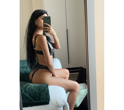  Escorts & Erotic Massage Cambridge City Centre Cambridge - Photos for 🍭HOT CURVY PARTY-GIRL 🥳 naughty girl💥