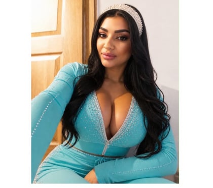 Escorts Rochester Medway - Kent - Photos for Party girl On the town
