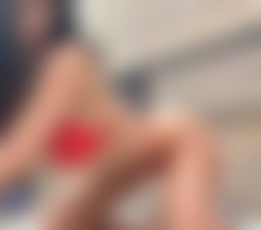 Sexy brunette 🍭best owo new in town x in&out 24.7 toys
