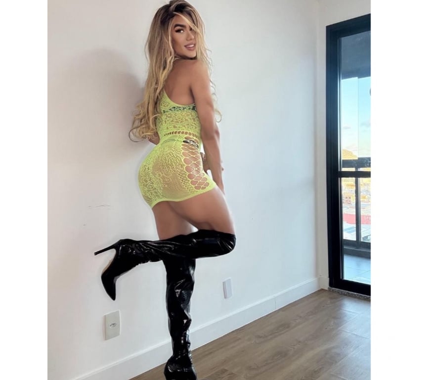 Trans Escorts East London Canary Wharf - East London - Photos for MIA HOT ALWAYS HORNY 😈 LONG SESSION xx