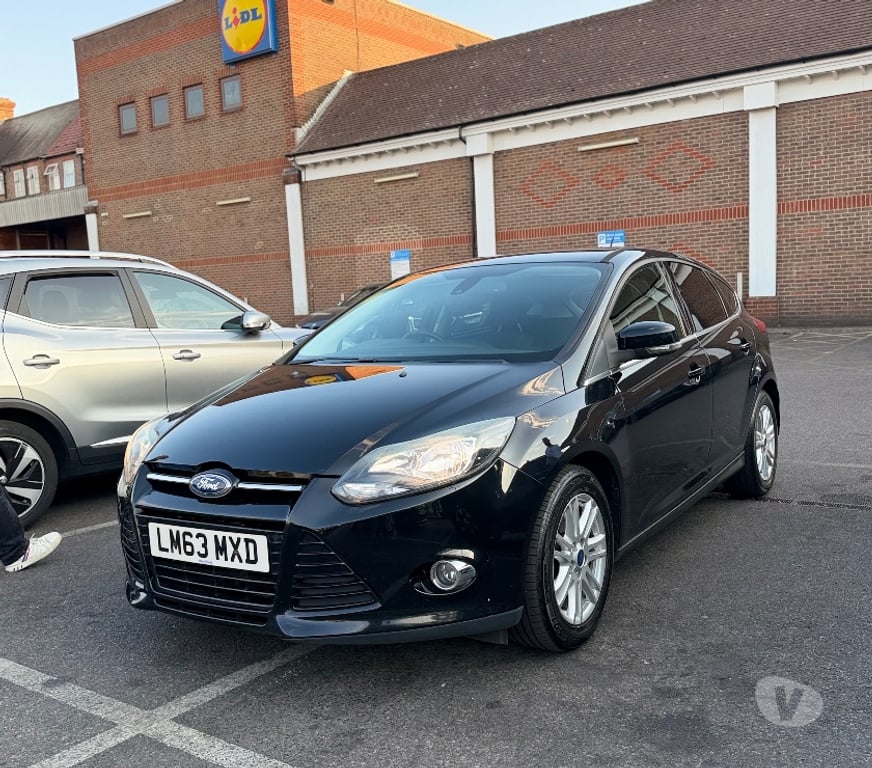 used cars for sale South West London Sutton - Photos for 2013 for focus 1.6L petrol automatic ulez free
