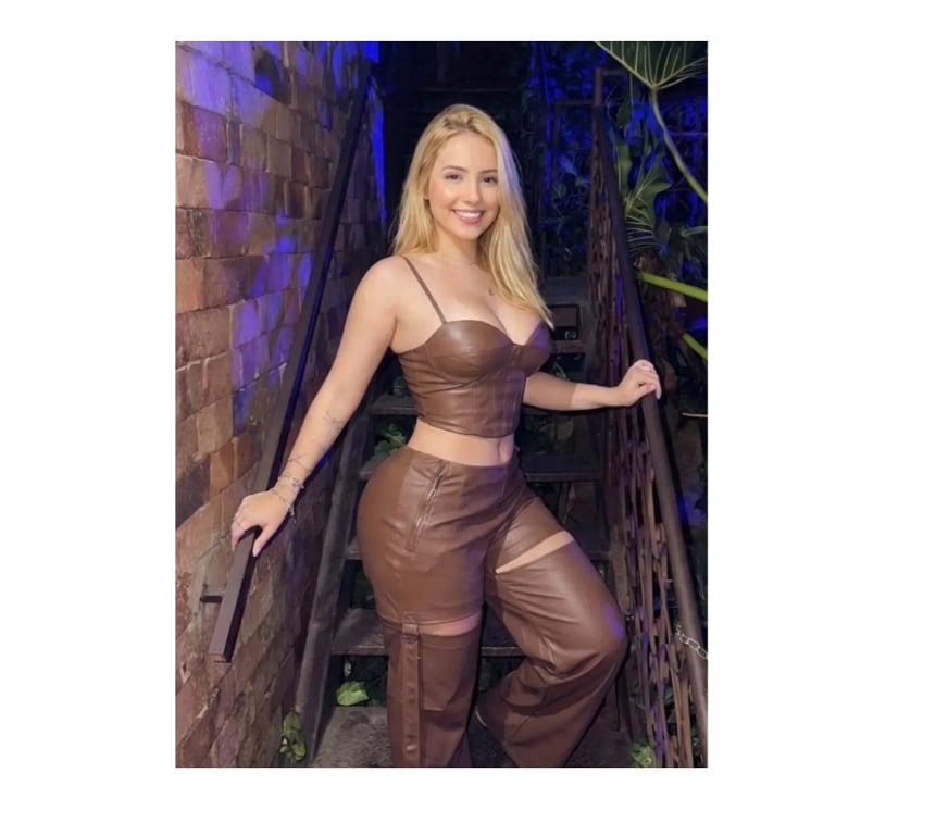 Escorts West London Hillingdon - Photos for 🇧🇷ALINE PARTY GIRL🇧🇷 Brazilian