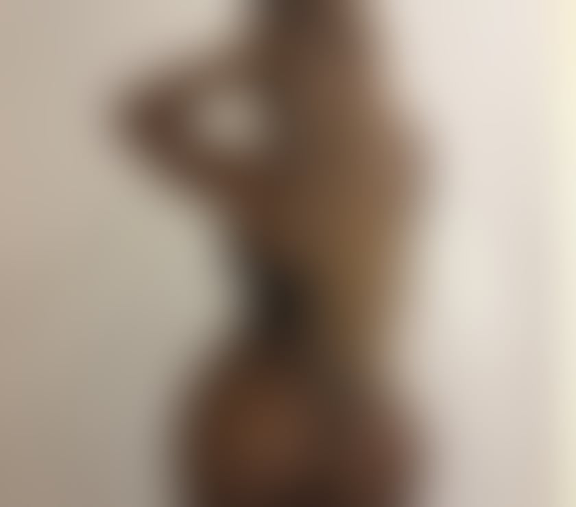 Escorts Central London Westminster - Central London - Photos for Warm Oil, Luxury, Massage, Elegant - BrookeVideoCalls