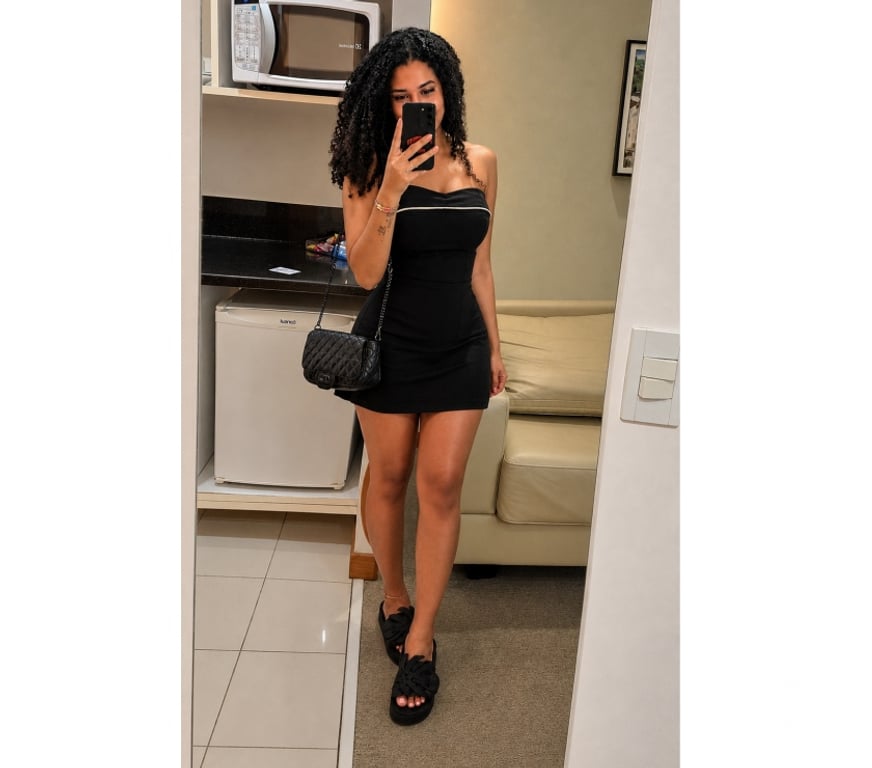 Escorts Nottinghamshire Nottingham - Photos for Liz Sexy Hot, No Fake, Come have fun with me.