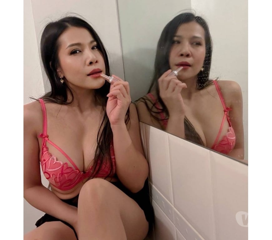 Escorts Warwickshire Warwick - Photos for Hi Guys I'm Nara Thai girl best service