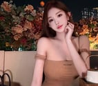 Friendly Asian Lady – Relaxing Time
