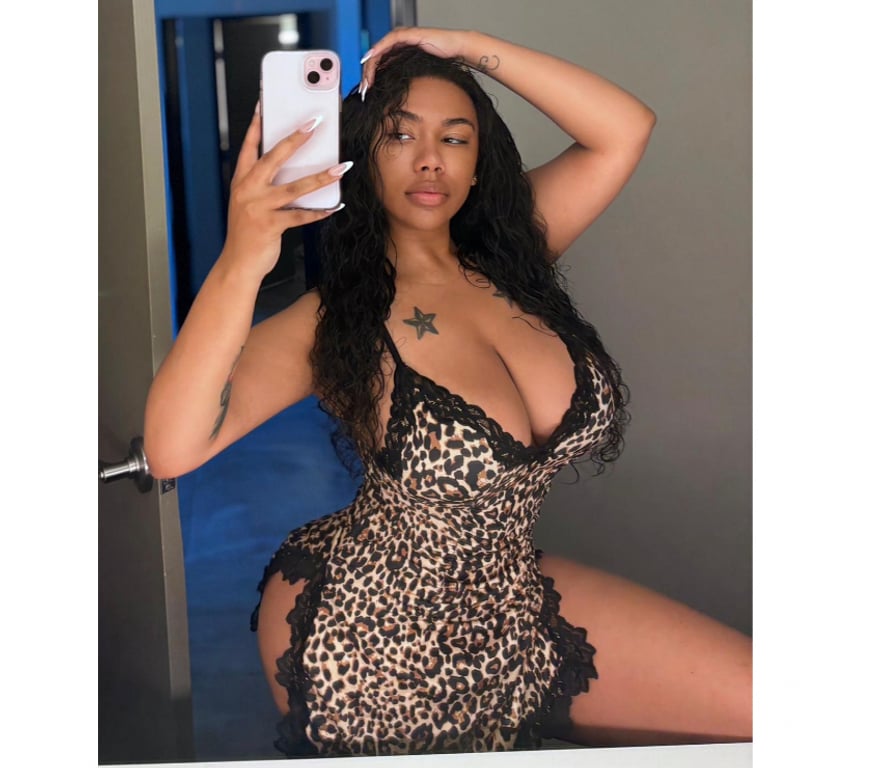 Escorts West London Hillingdon - Photos for Sophisticated, Friendly Companion Available
