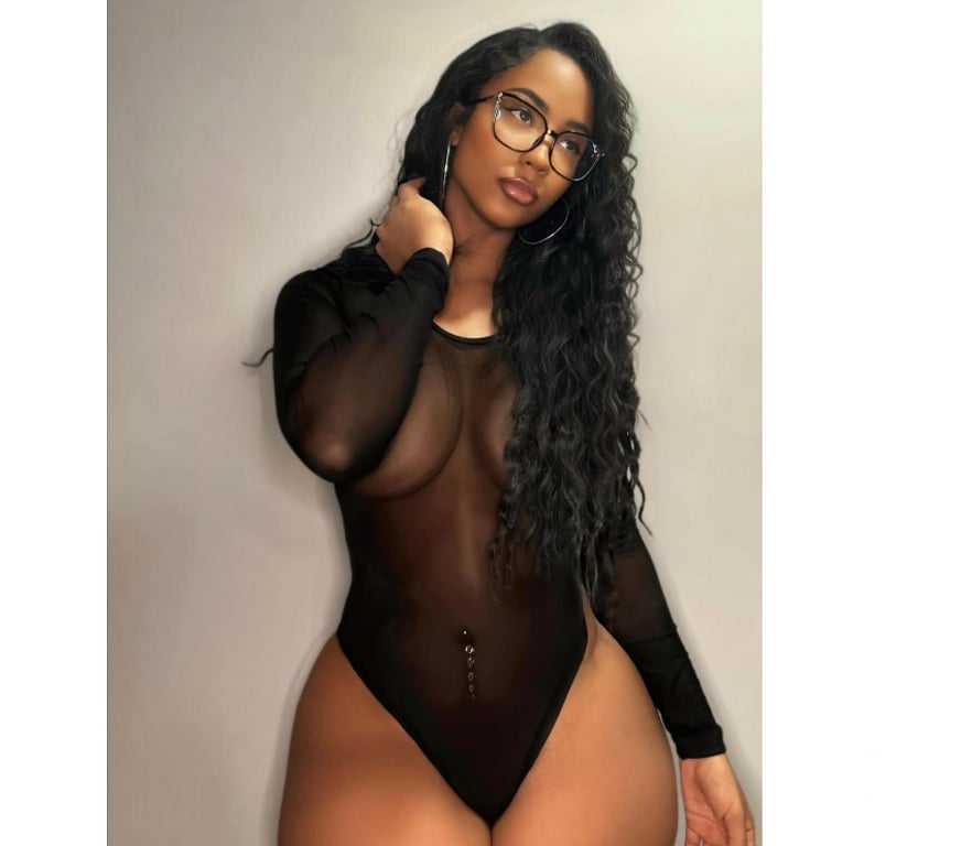 Escorts South West London Tooting Broadway - South West London - Photos for 🇨🇺🤎LINA🌸PERFECT COMPANY🌸HORNY🤎🇨🇺