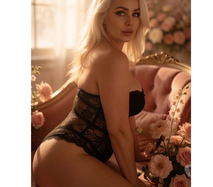 Escorts Fife Dunfermline - Fife - Photos for SEXY BUSTY VICKY IN DUNFERMLINE XXX