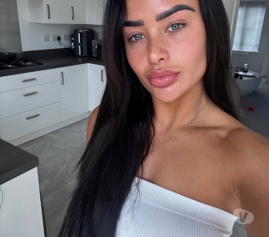 Escorts Hertfordshire Welwyn Hatfield - Photos for Partygirl🥰HOT AND INDEPENDENT🤞🏼BigAss&Boobs Real